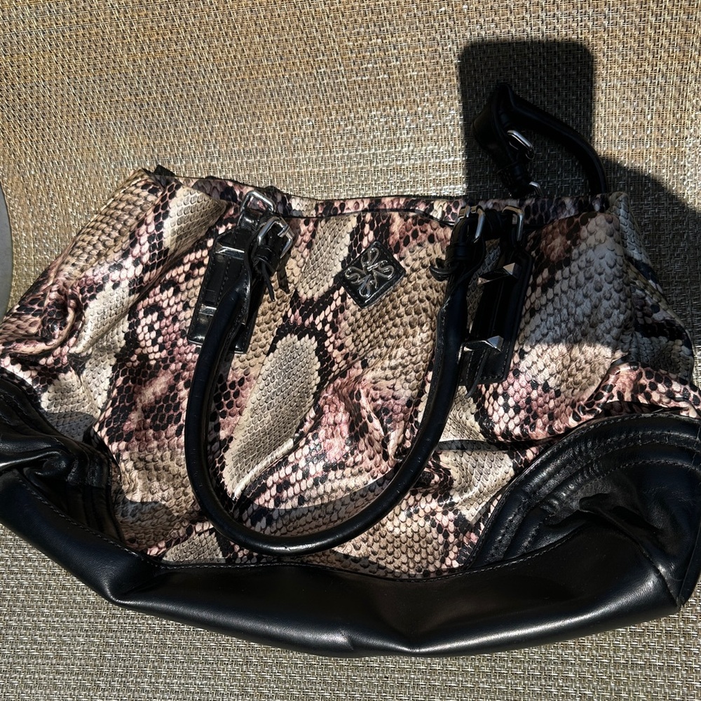 Vera wang purse